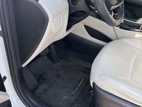 Used 2023 Hyundai Tucson SEL w/ Convenience Package image 24