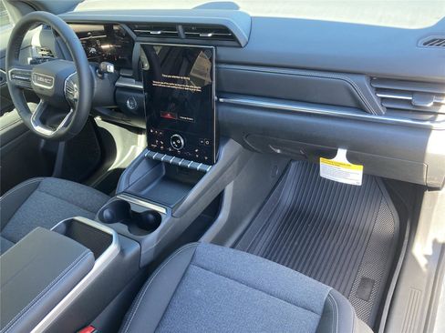 New 2026 GMC Terrain Elevation w/ Black Edition image 15