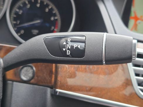 Used 2014 Mercedes-Benz E 350 4MATIC Sedan image 27