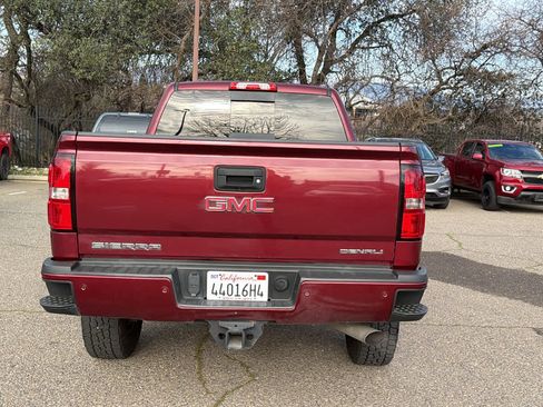 Used 2015 GMC Sierra 2500 Denali w/ Driver Alert Package image 6