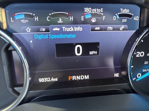 Used 2020 Ford F250 XLT w/ XLT Premium Package image 16