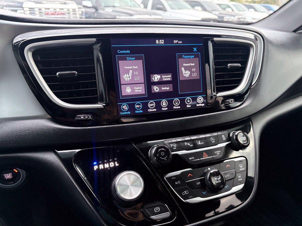 Used 2020 Chrysler Pacifica Touring w/ Advanced Safetytec Group FWD image 21
