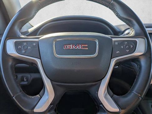 Used 2023 GMC Acadia SLT image 15