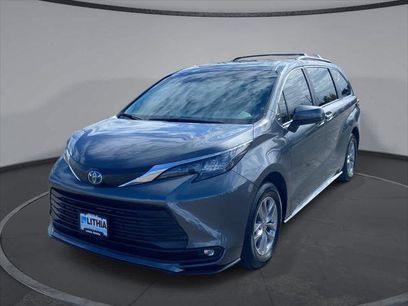 Certified 2025 Toyota Sienna XLE