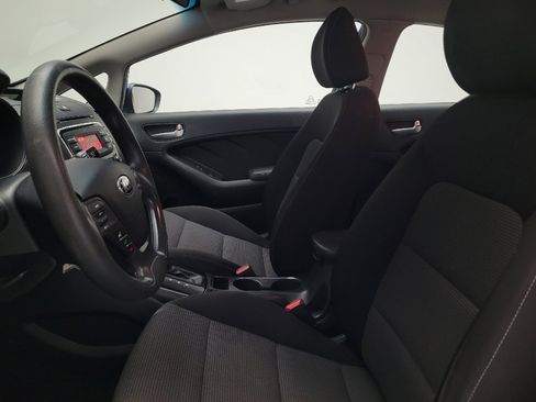 Used 2017 Kia Forte LX FWD image 17