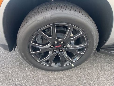 New 2026 GMC Yukon XL Elevation image 8