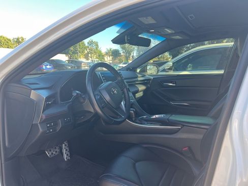 Used 2020 Toyota Avalon TRD image 15