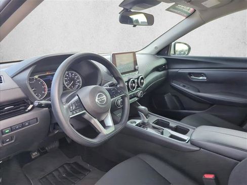Used 2023 Nissan Sentra SV image 11