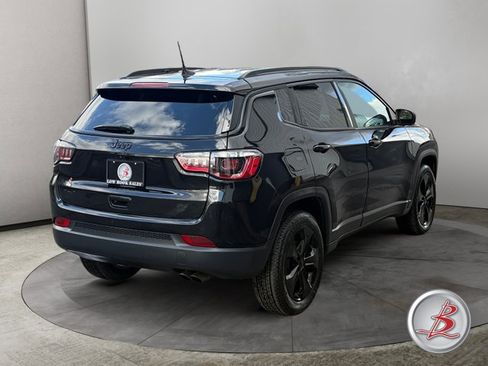 Used 2020 Jeep Compass Latitude AWD/4WD image 7