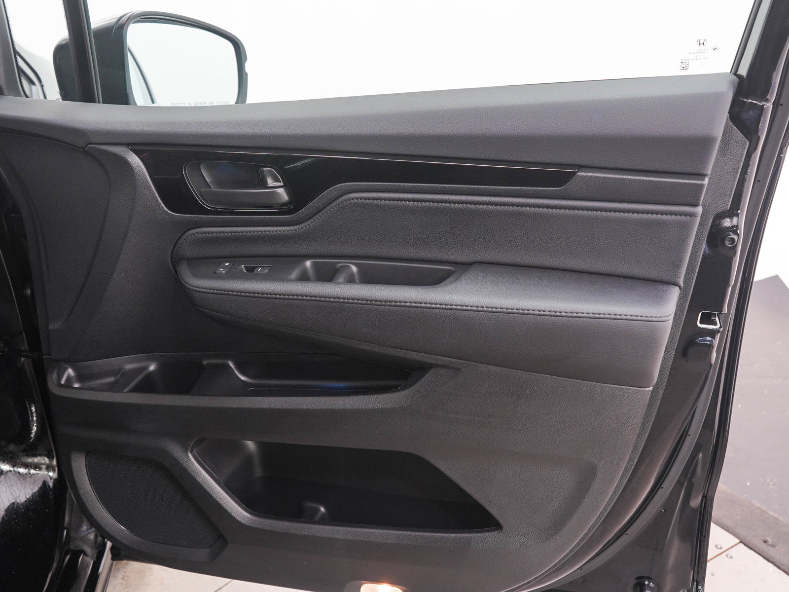 Used 2026 Honda Odyssey Touring image 12