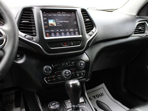 Used 2022 Jeep Cherokee Latitude Lux AWD/4WD image 39