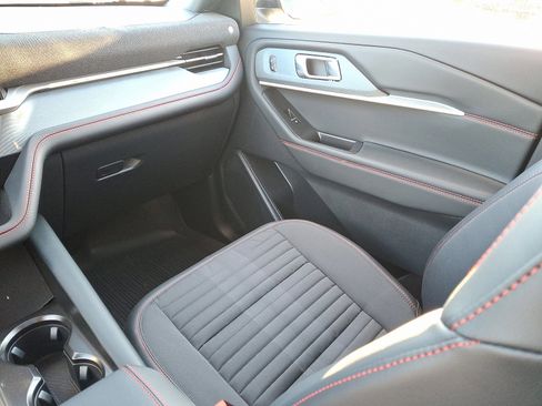 New 2026 Ford Explorer ST-Line image 11