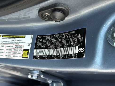Used 2024 Toyota Corolla LE FWD image 33