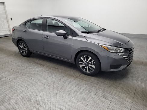 Used 2025 Nissan Versa SV image 11