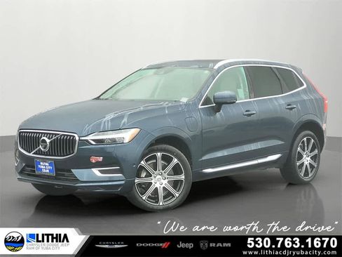 Used 2018 Volvo XC60 T8 Inscription w/ Advanced Package image 1