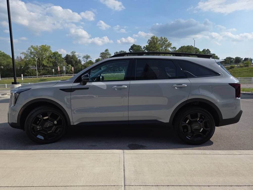 Used 2025 Kia Sorento SX AWD/4WD image 24