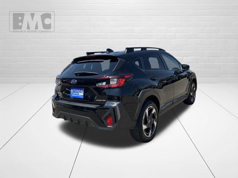 Used 2024 Subaru Crosstrek 2.5i Limited w/ Crosstrek Mirror Package AWD/4WD image 3