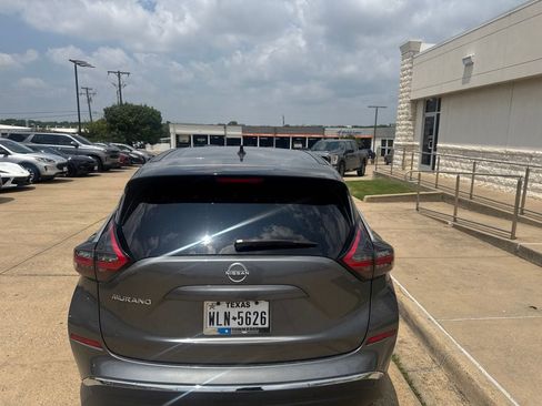 Used 2023 Nissan Murano S FWD image 5