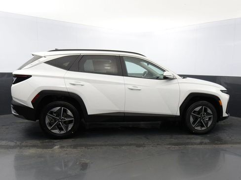 Certified 2025 Hyundai Tucson SEL image 6