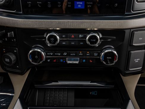 Used 2026 Ford F450 Platinum w/ Platinum Plus Package AWD/4WD image 26