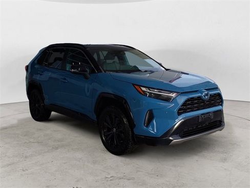 Used 2022 Toyota RAV4 XSE image 7