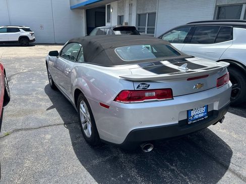 Used 2015 Chevrolet Camaro LT RWD image 4