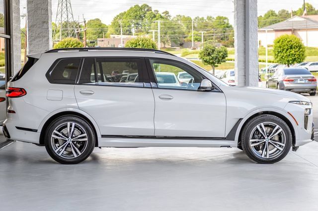 Used 2024 BMW X7 xDrive40i w/ Executive Package AWD/4WD image 62