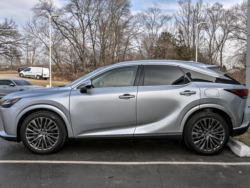 Used 2023 Lexus RX 350 AWD w/ Cold Area Package image 5