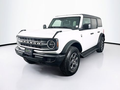 Used 2025 Ford Bronco Big Bend AWD/4WD image 3