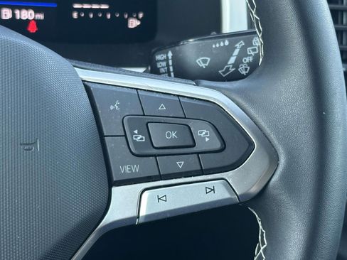 Used 2023 Volkswagen Atlas Cross Sport SE AWD/4WD image 23