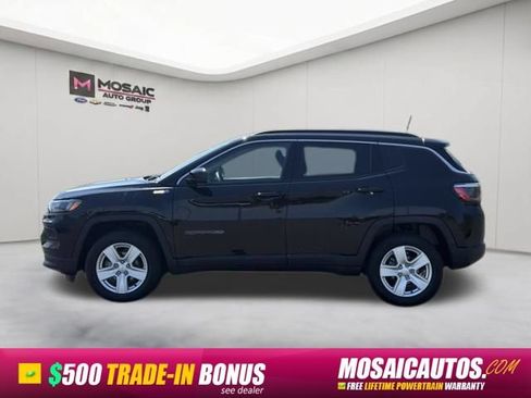 Used 2022 Jeep Compass Latitude w/ Convenience Group AWD/4WD image 4