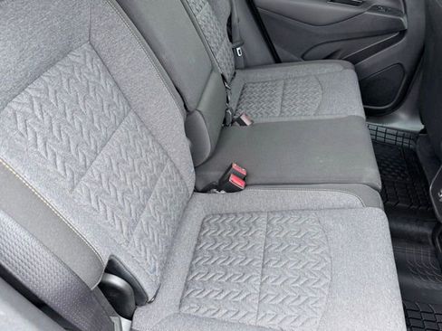 Used 2024 Chevrolet Equinox LT FWD image 21