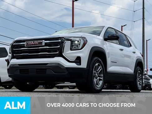 Used 2025 GMC Terrain Elevation AWD/4WD image 2