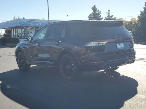 New 2025 Lincoln Aviator Reserve image 4