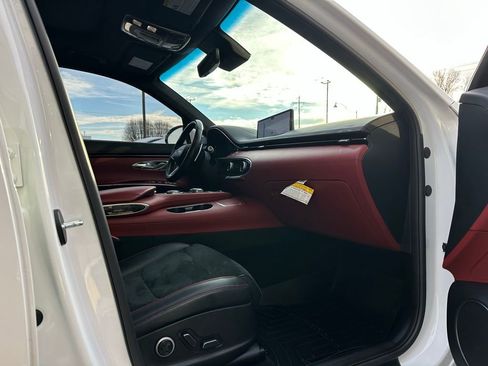 Used 2022 Genesis GV70 3.5T Sport w/ Sport Prestige Package image 35