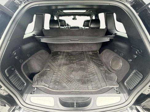 Used 2020 Jeep Grand Cherokee Overland image 5