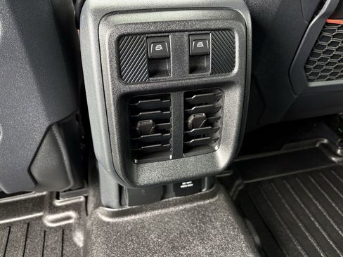 Certified 2025 Ford Bronco Raptor w/ Interior Carbon Fiber Pack AWD/4WD image 25