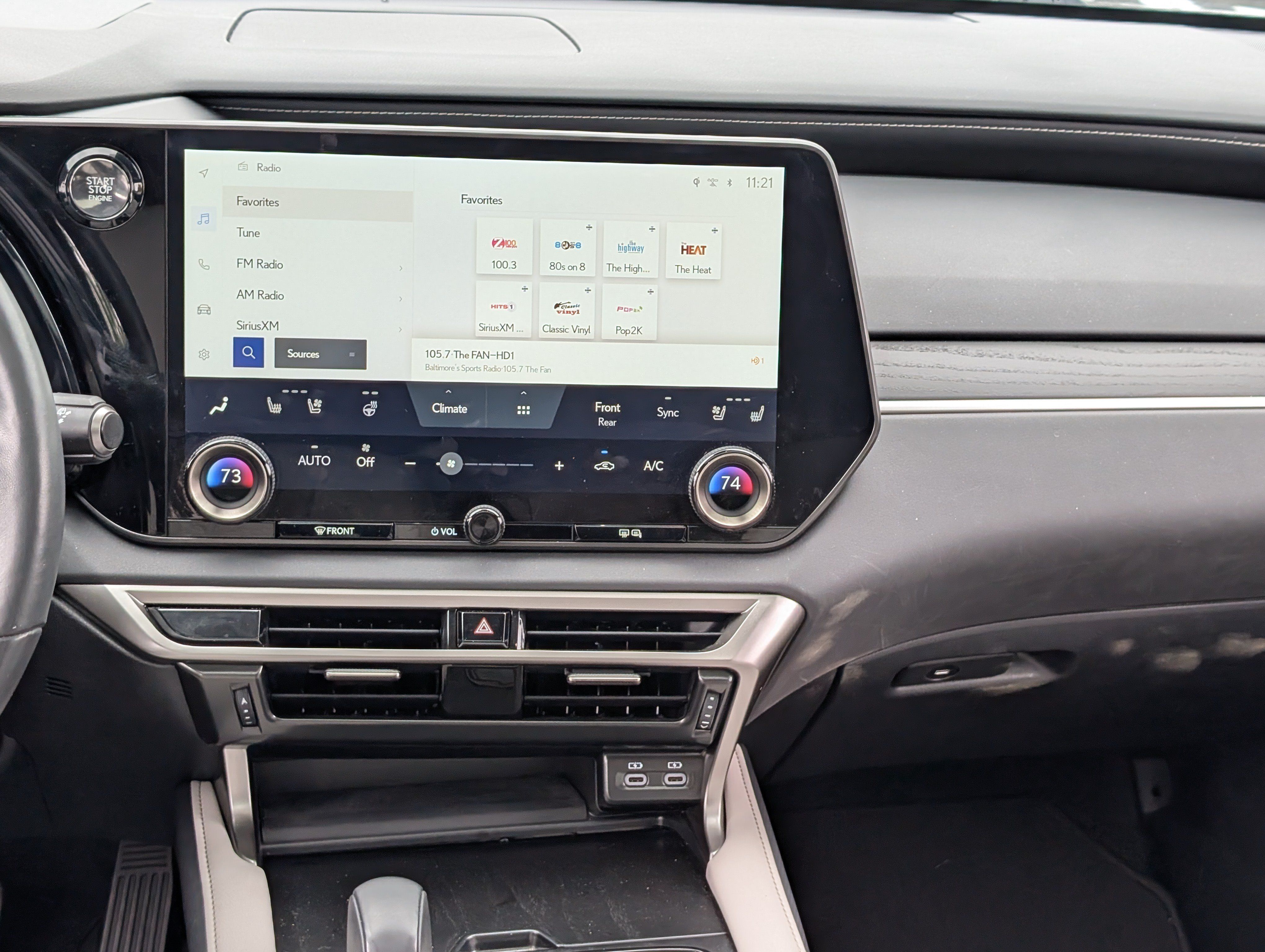 Used 2023 Lexus RX 350 Premium w/ Accessory Package AWD/4WD image 18