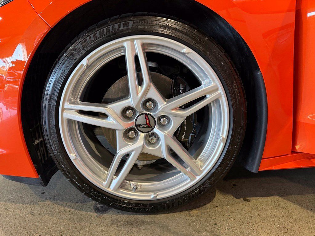 Used 2021 Chevrolet Corvette Stingray Preferred Cpe w/ Battery Protection Package RWD image 23