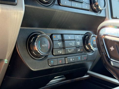 Used 2019 Ford F150 Lariat AWD/4WD image 26