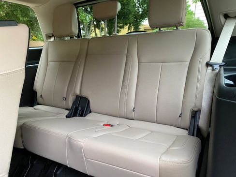 Used 2024 Ford Expedition XLT image 49