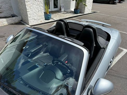Used 2015 Porsche Boxster RWD image 16
