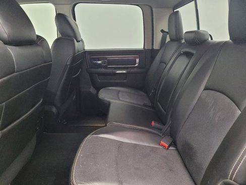 Used 2014 RAM 1500 Laramie w/ Convenience Group image 17