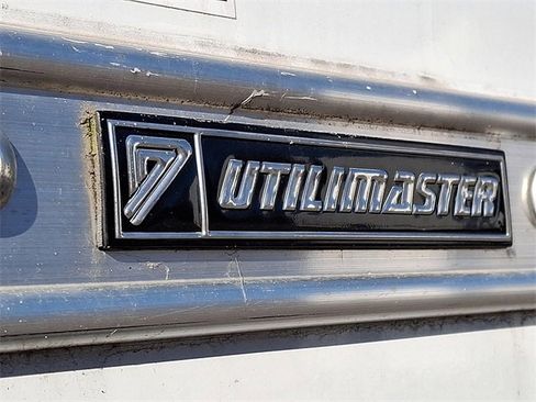 Used 2024 Ford E-450 and Econoline 450 Super Duty w/ Driver's Safety Package image 30