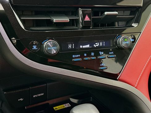 Used 2023 Toyota Camry XSE image 24