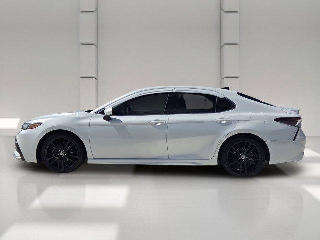 Used 2021 Toyota Camry XSE FWD image 2