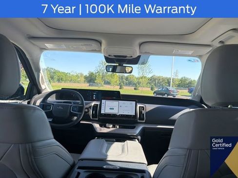 Certified 2025 Ford Expedition Active AWD/4WD image 28