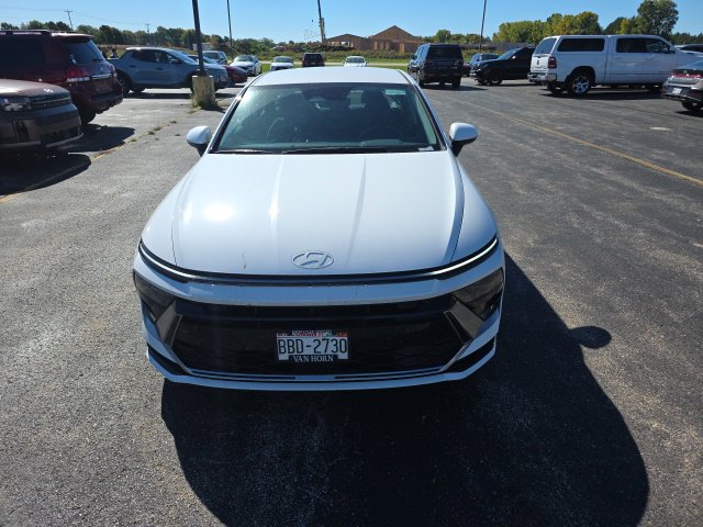 Used 2025 Hyundai Sonata SEL FWD image 5