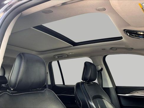 Used 2022 Jeep Grand Cherokee Limited image 27