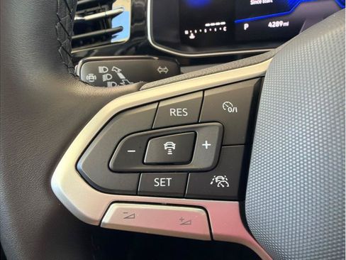 Used 2025 Volkswagen Jetta S FWD image 17